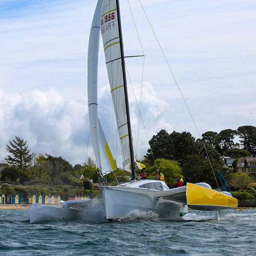 Trimaran - 30 - Tricat - für Kreuzfahrten / Regatta / 2 Kabinen