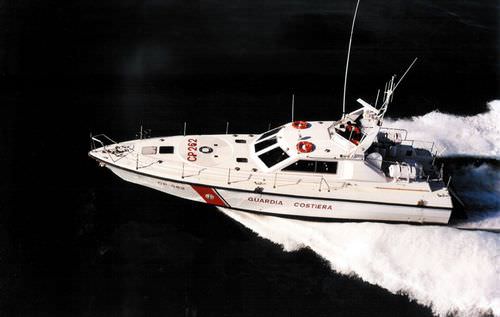 Patrouillenboot Berufsschiff - V5000 - Rodriquez - Inboard-Hydrojet