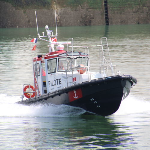 Lotsenboot Berufsschiff - BELCINAC - Chantier Naval Delavergne - Innenborder / Aluminium / Festrumpf