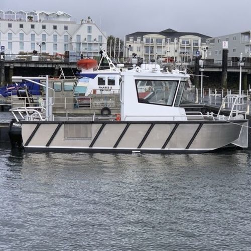 Meeresforschungsschiff Berufsschiff - Castor 7.0 - Chantier Naval Delavergne - Außenborder