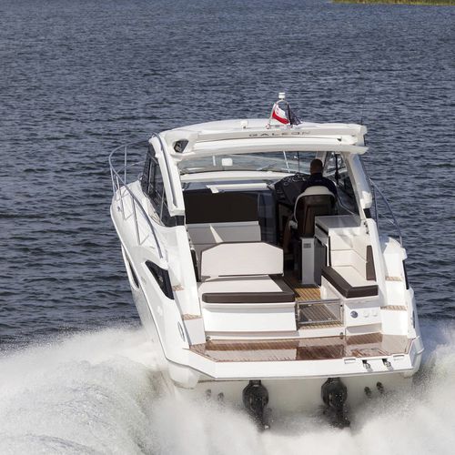 Express-Cruiser / Innenborder - 335 HTS - Galeon - zweimotorig / Hardtop / für Kreuzfahrten