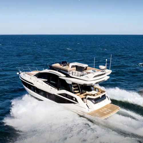 Express-Cruiser / Innenborder - 480 FLY - Galeon - zweimotorig / Flybridge / max. 14 Personen
