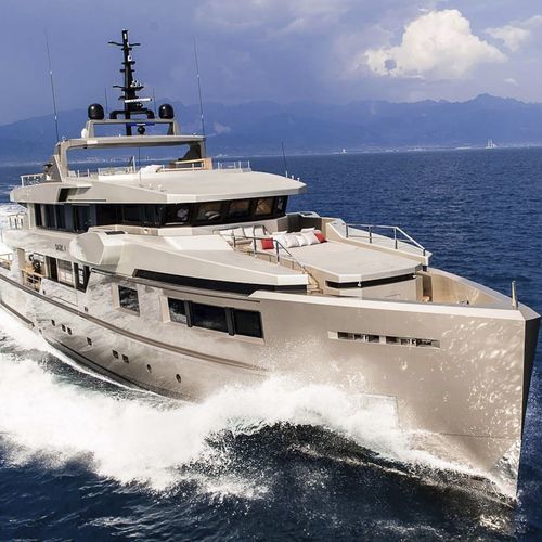 Superyacht für Kreuzfahrten - M/Y CACOS V - Admiral yachts - Flybridge / mit Steuerhaus / 5 Kabinen