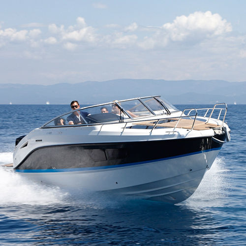 Cabin-Cruiser / Außenborder - Activ 805 Cruiser - Quicksilver Boats - zweimotorig / Open / mit Doppelkonsole