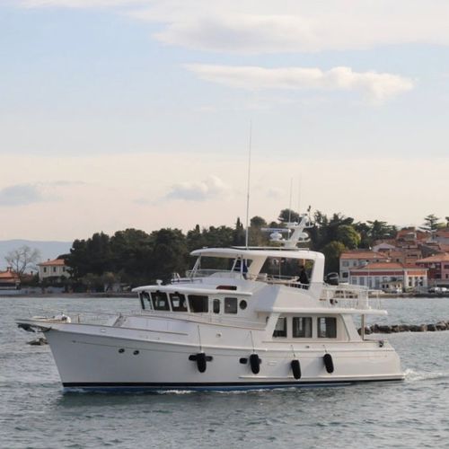 Motoryacht für Kreuzfahrten - Selene 54 - Selene - Trawler / Flybridge / 3 Kabinen