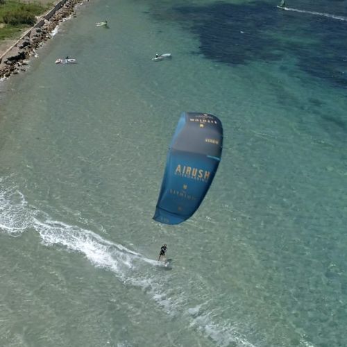 Kitesurf-Kite / Hybrid - LITHIUM - Airush - Delta / Freeride / Allround