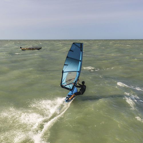Windsurf-Segel / Wave - COMBAT HD - NeilPryde Windsurfing - für Sprünge / RDM / 4 Segellatten