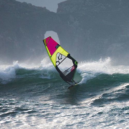 Windsurf-Segel / Wave - Skull v7 - Exocet - 4 Segellatten