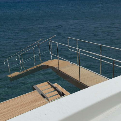 Gangway für Yacht - SP 490 G - Besenzoni SpA - Teleskop / schwenkbar / versenkbar