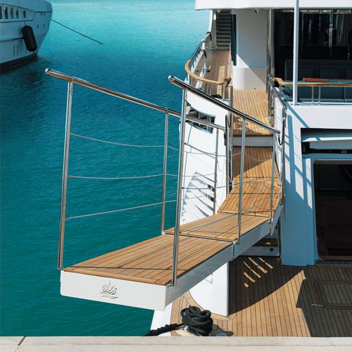 Gangway für Boot - PI 890 - Besenzoni SpA - für Yacht / Teleskop / schwenkbar