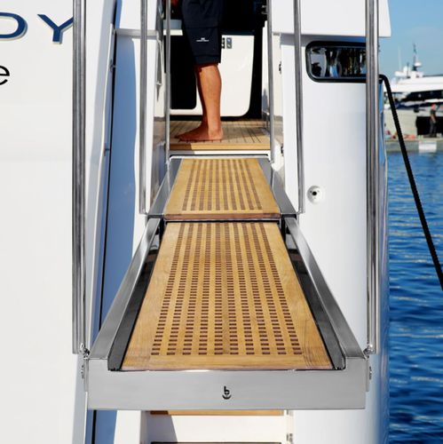 Gangway für Boot - PI 894 CLASSIC - Besenzoni SpA - für Yacht / Teleskop / versenkbar