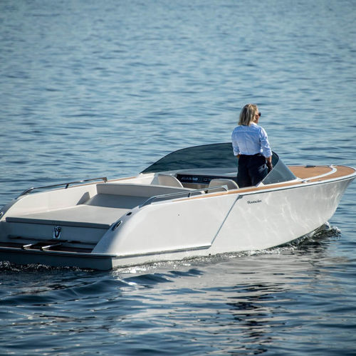 Innenborder-Runabout - 650 Alassio - FRAUSCHER BOOTSWERFT - elektrisch / mit Doppelkonsole / Open