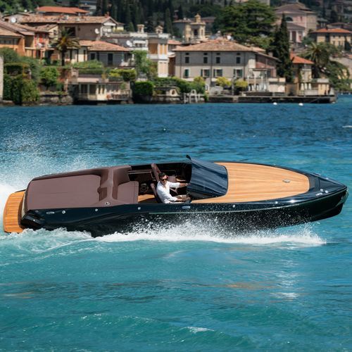 Stern-Drive-Runabout - 797 Spectre - FRAUSCHER BOOTSWERFT - Benzin / Open / mit Doppelkonsole