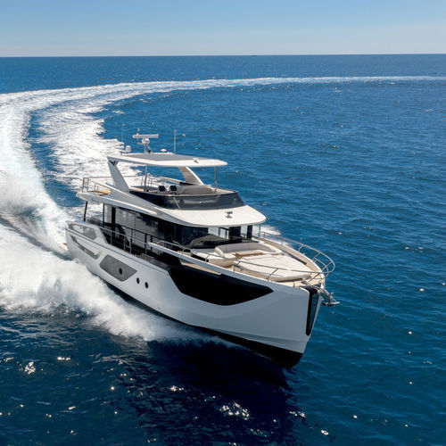 Motoryacht für Kreuzfahrten - Navetta 58 - Absolute Yachts - Flybridge / Innenborder / Zweifach-IPS