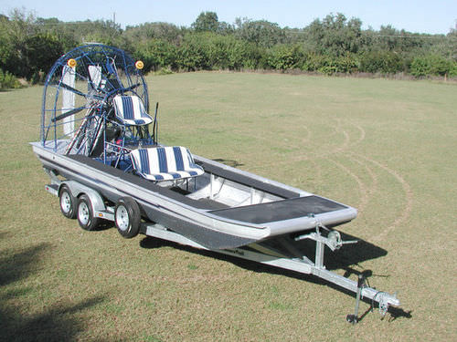Airboat für Privatgebrauch - PANTHER 22 X 8 - Panther