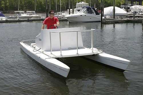 Katamaran-Konsolenboot - 24′ LAUNCH - Wintech Racing - Außenborder / mit Mittelkonsole / max. 8 Personen