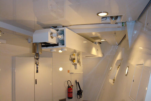 Davit für Boot - Tender Garage - Nautical Structures - für Yacht / hydraulisch / Teleskop