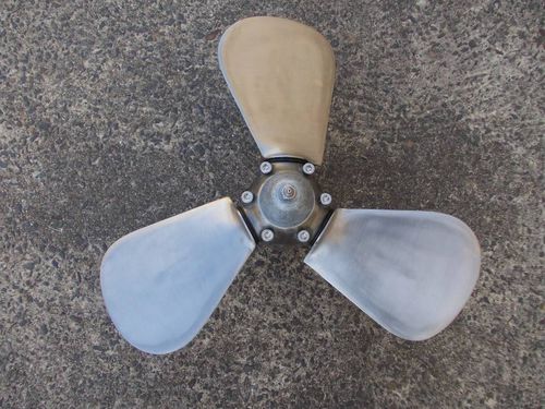 Bootspropeller - S1 - Seahawk - mit automatischer Segeleinstellung / Propellerwelle / 3-Flügel