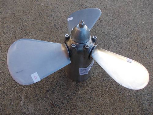 Bootspropeller - S2 - Seahawk - mit automatischer Segeleinstellung / Saildrive / 3-Flügel