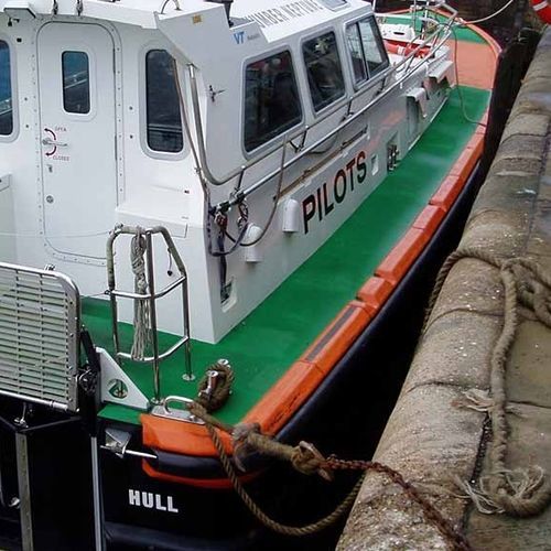 Fender für Arbeitsboote - SBF - Trelleborg Marine and Infrastructure - für Steg / geschlossen