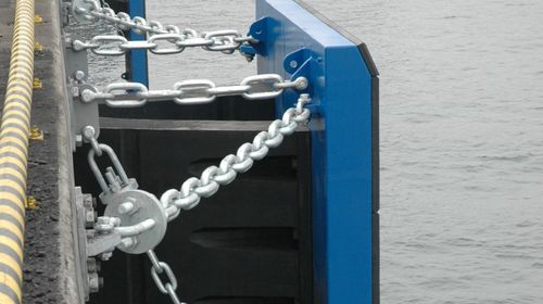 Ankersystem für Stege - Trelleborg Marine and Infrastructure