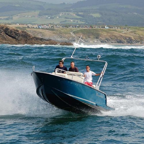 Außenborder-Konsolenboot - M 650 - MOGGARO ALUMINIUM YACHTS - mit Mittelkonsole / Sportfischer / Aluminium
