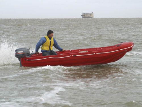 Rettungsboot Berufsschiff - Sécu 12 - FunYak - Außenborder / halbstarr