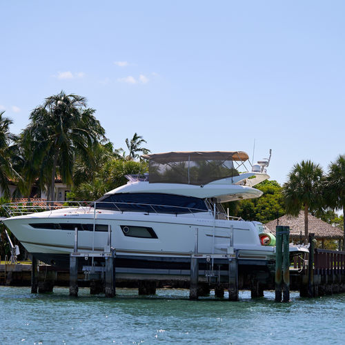 Bootslift - Golden Boat Lifts & Marine Systems - stegmontiert / Aluminium
