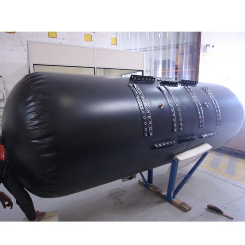 Kenterschutzsystem - Wing & Henshaw inflatable Solutions