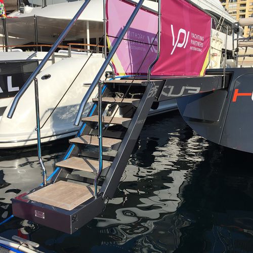 Gangway für Yacht - SEAWALK SWS4 - Hydromar Marine Equipment bv - Teleskop / schwenkbar / versenkbar
