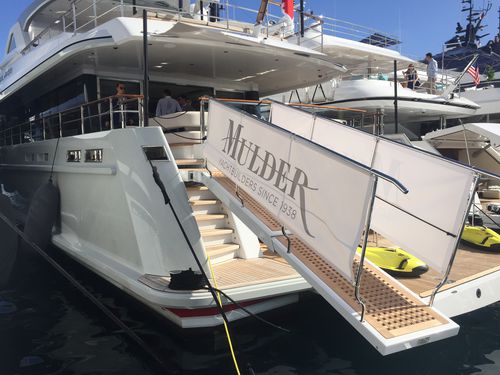 Gangway für Yacht - SEAWALK SW2 - Hydromar Marine Equipment bv - Teleskop / schwenkbar / versenkbar
