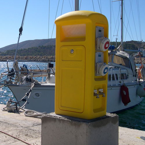 Säule mit integrierter Beleuchtung - SMART K - Plus Marine - Stromversorgung / Wasserversorgung / für Steg