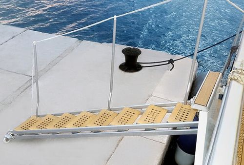 Bootsleiter - Sanguineti Chiavari produzione articoli nautici s. - für Yacht / versenkbar / festinstalliert