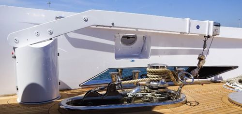 Kran für Yacht - Sanguineti Chiavari produzione articoli nautici s. - Deck / kundenspezifisch