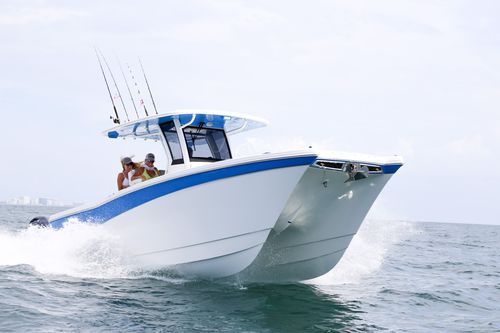 Katamaran-Konsolenboot - 280CC-X - World Cat - Außenborder / zweimotorig / mit Mittelkonsole