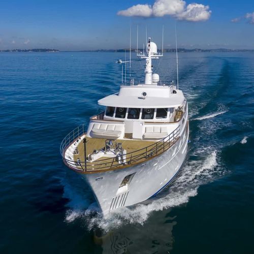 Motoryacht für Kreuzfahrten - ESPIRITU SANTO - Ocea - klassisch / mit Steuerhaus / 4 Kabinen