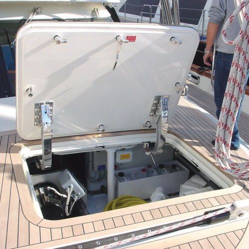 Rechteckige Deckluke - 3400 SERIES - Freeman Marine Equipment - für Yacht / öffnend / bündig