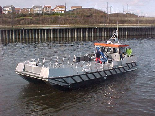Umweltschutzboot Berufsschiff - ALN 032 ‘Sealand Solutions’ - Alnmaritec - Innenborder