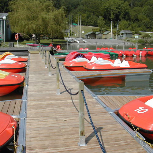 Schwimmponton - Metalu Industries International - Anker / für Wassersportzentrum / Aluminium
