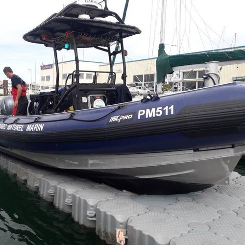 Schwimmponton - MARINEFLOOR EUROPE - modular / zur  Trockenlagerung / für Yachthafen