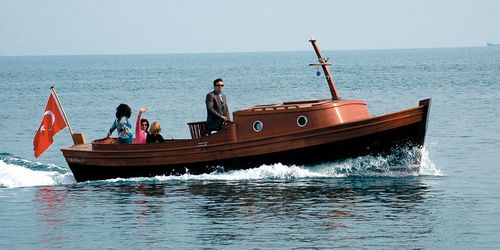 Cabin-Cruiser / Innenborder - 27  - Moonday Yachts - Open / klassisch