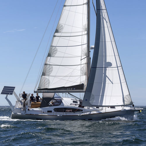 Segelboot für Kreuzfahrten - 40.9 - Allures Yachting - 3 Kabinen / 2 Kabinen / 6 Kojen