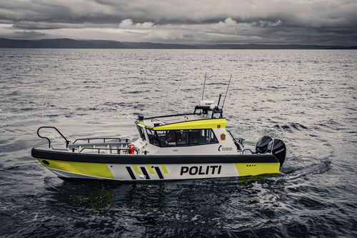 Patrouillenboot Berufsschiff - 85 MFC - Vector ProBoat AB - Sternantrieb / Außenborder / Aluminium