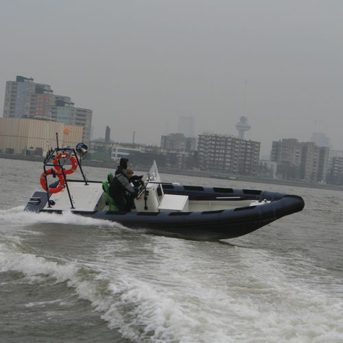 Nutzfahrzeug Berufsschiff - MRD800  - Madera Ribs - Innenborder / Festrumpf-Schlauchboot