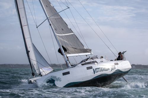Segelboot für Kreuzfahrten - DJANGO 12.70 - Marée Haute - 3 Kabinen / 8 Kojen / Glasfaser