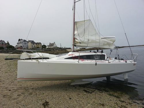 Segelboot für Kreuzfahrten - DJANGO 6.70 - Marée Haute - 1 Kabine / 4 Kojen / Glasfaser