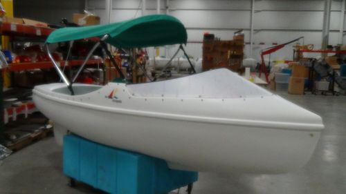 Dreisitzer-Tretboot - ESCAPADE LOW WINDSHIELD - Nauticraft Corporation