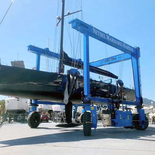 Ferngesteuerter Travellift - BHT 110 - ABI TRAILERS - U-förmig / Vierradantrieb / elektrisch