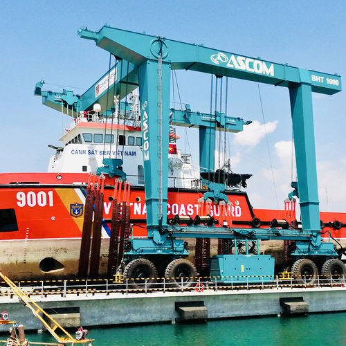 Ferngesteuerter Travellift - BHT 1000 - ABI TRAILERS - für Schwerlasten / U-förmig / Vierradantrieb