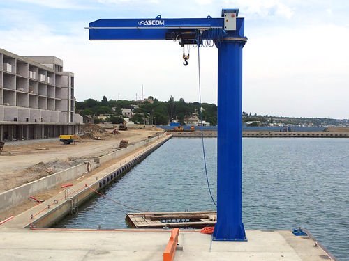 Kran für Yachthafen - JIB 5 - ASCOM - mit schwenkbarem Ausleger